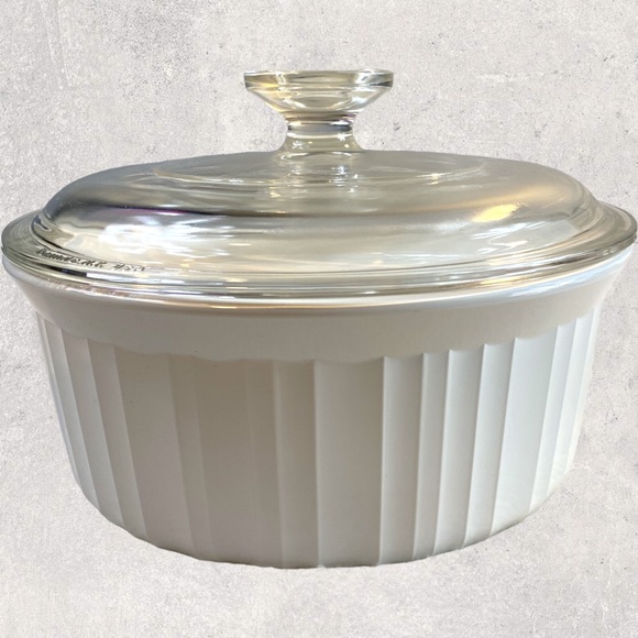 Corningware Other - Vintage CorningWare French White 1.6 Liter Casserole Dish